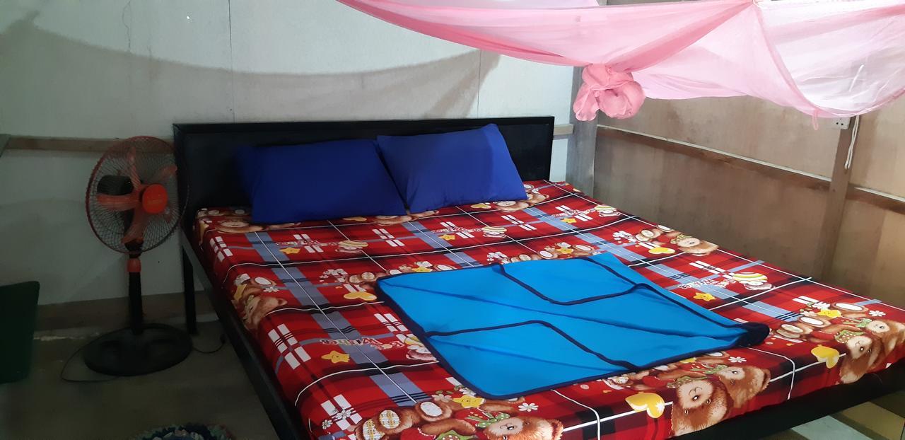 Jungle Republic Hostel Koh Rong Sanloem Exterior photo
